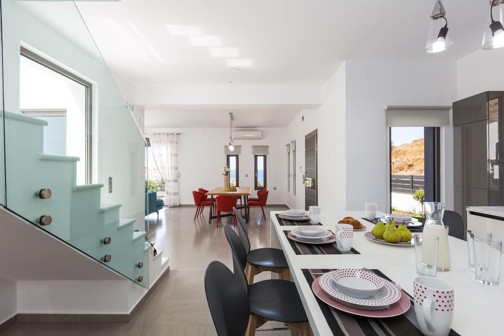 Eolia Iconic Villa, Walking Distance To The Beach, By Thinkvilla Panormos  Exterior photo