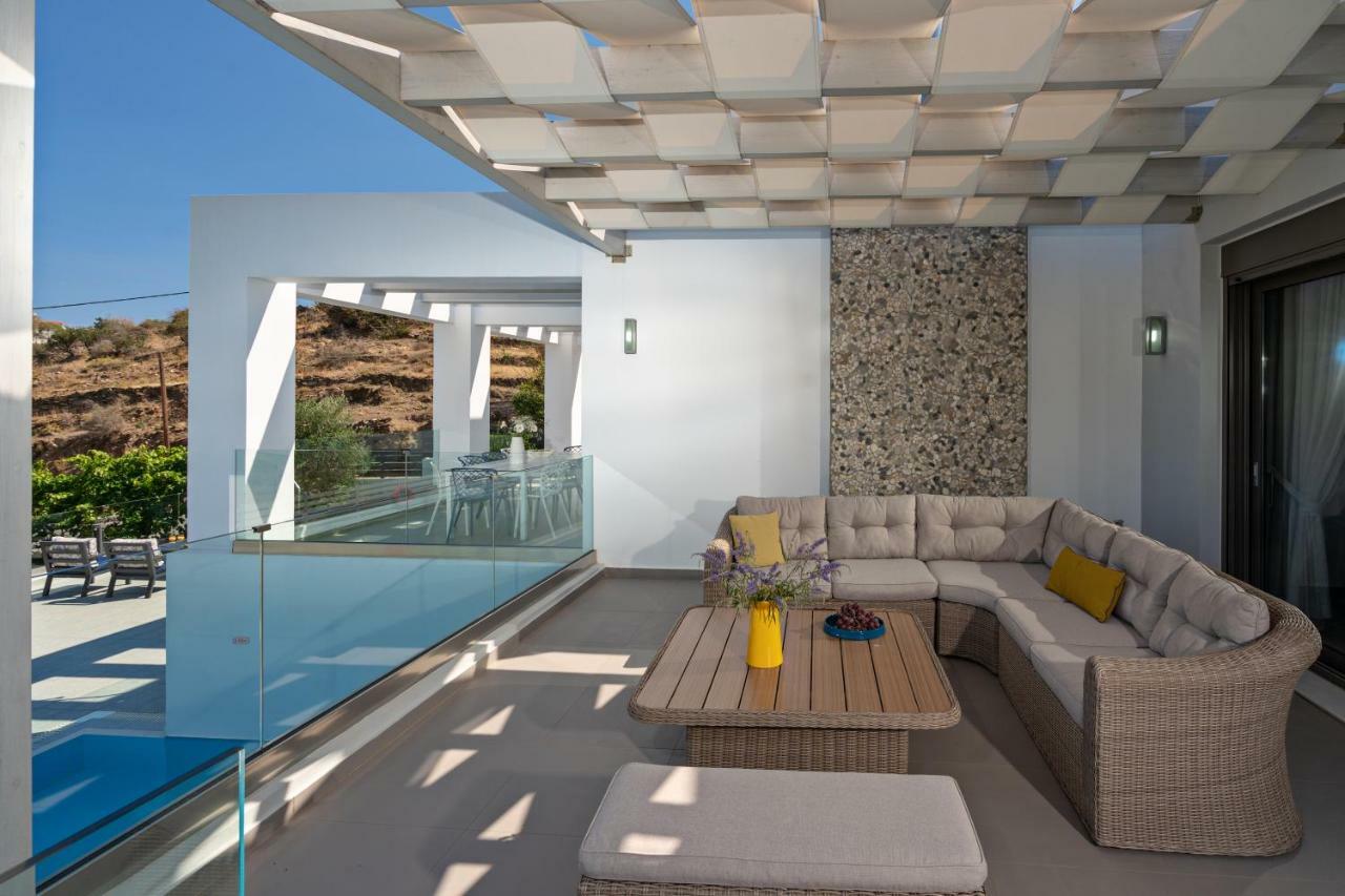 Eolia Iconic Villa, Walking Distance To The Beach, By Thinkvilla Panormos  Exterior photo