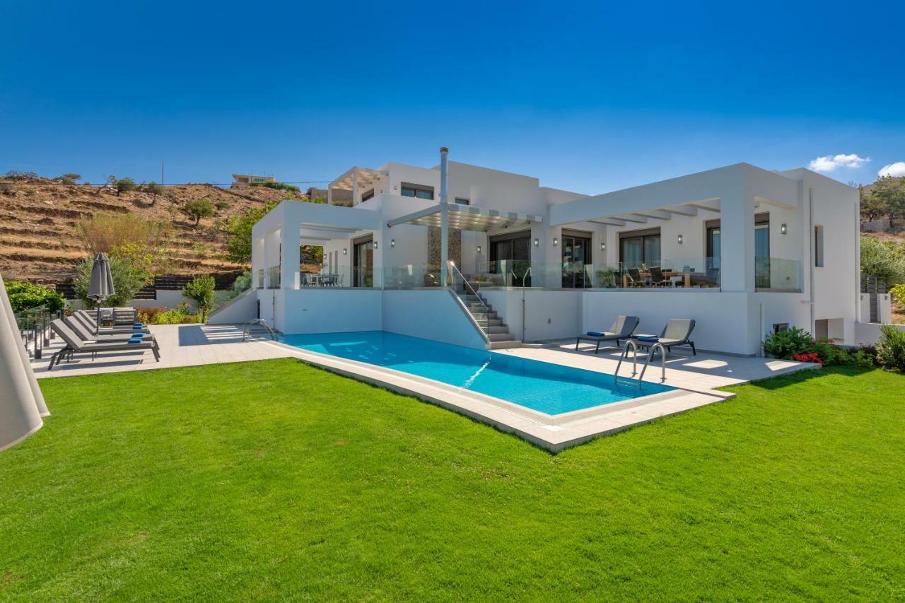 Eolia Iconic Villa, Walking Distance To The Beach, By Thinkvilla Panormos  Exterior photo
